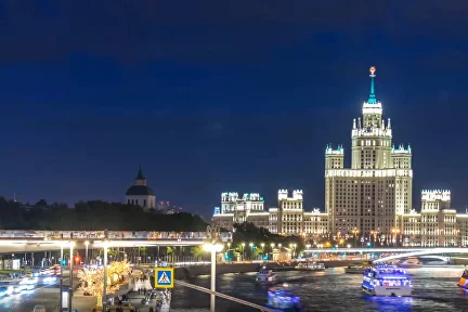 Erkunden Sie die Regionen Russlands durch atemberaubende Inhalte